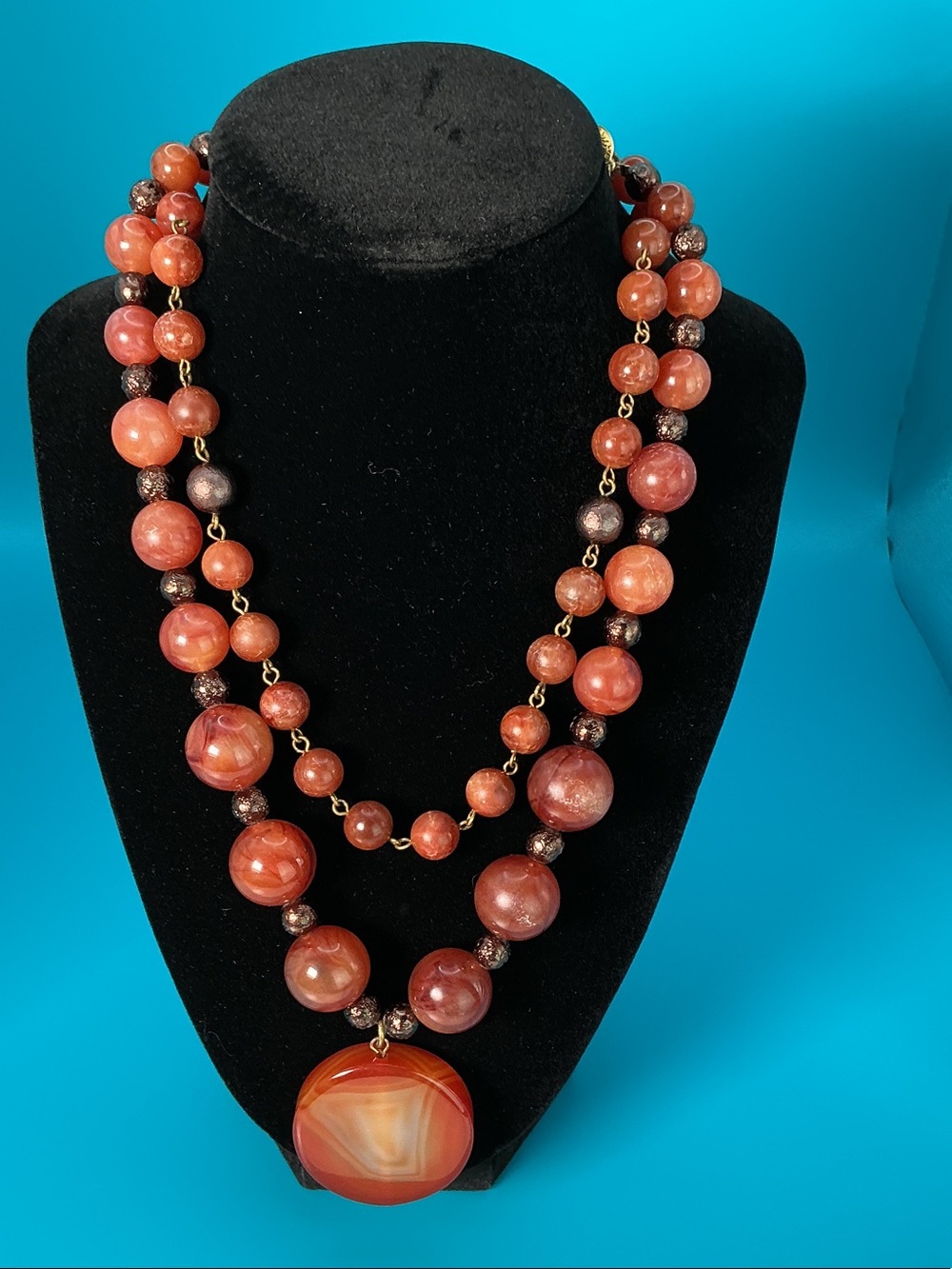 Vintage Lydell NYC Double Strand Acrylic Bead Red Agate Pendant Necklace - Picture 4 of 11